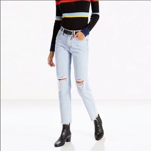 Levi’s wedgie fit jeans